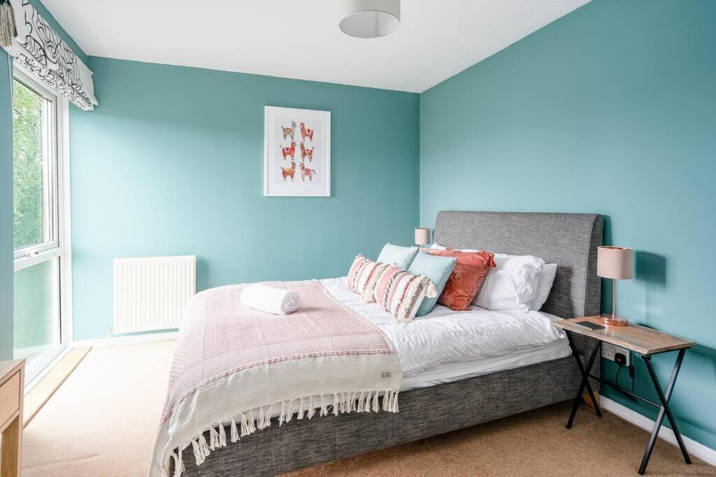 Stunning 4 Bedroom House In Central バース エクステリア 写真