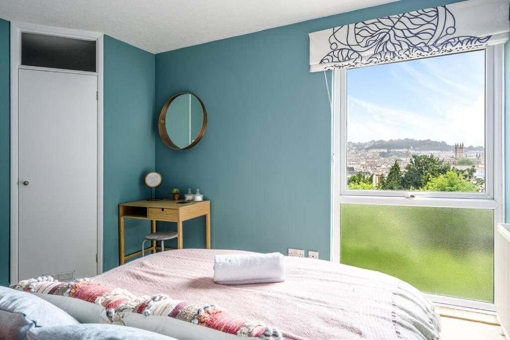 Stunning 4 Bedroom House In Central バース エクステリア 写真